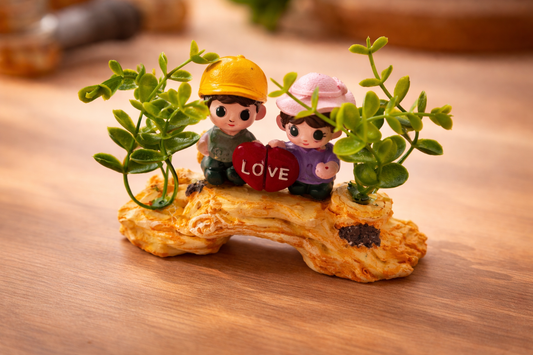 Romantic Miniature Couple Love Wall Planter with Artificial Greenery. Designs may vary.